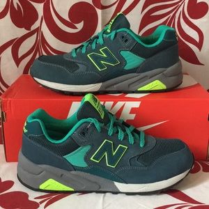 New Balance 580 | Men’s Size 8, Women’s 9.5 (NWT)